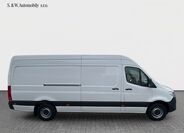 Mercedes-Benz Sprinter 4