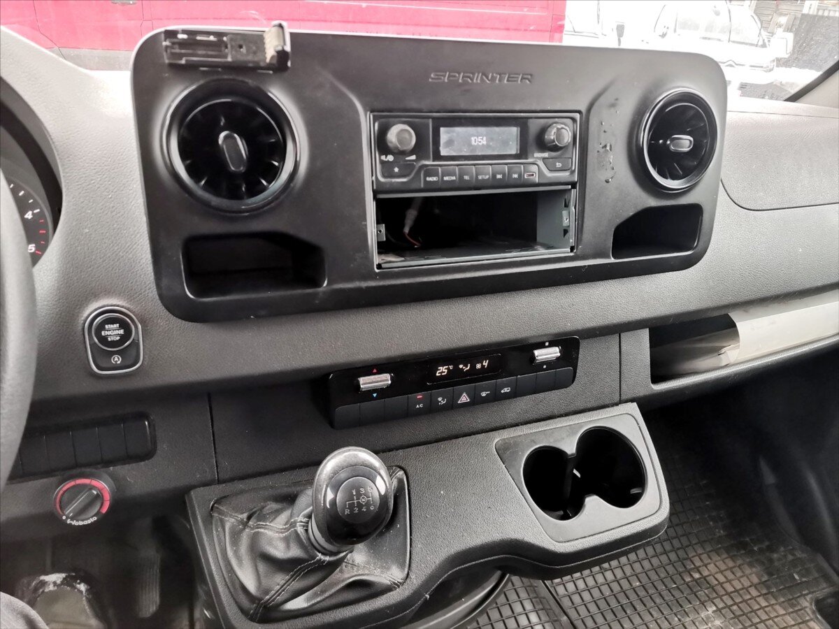 Mercedes-Benz Sprinter Valník 3,0 l 140 kw