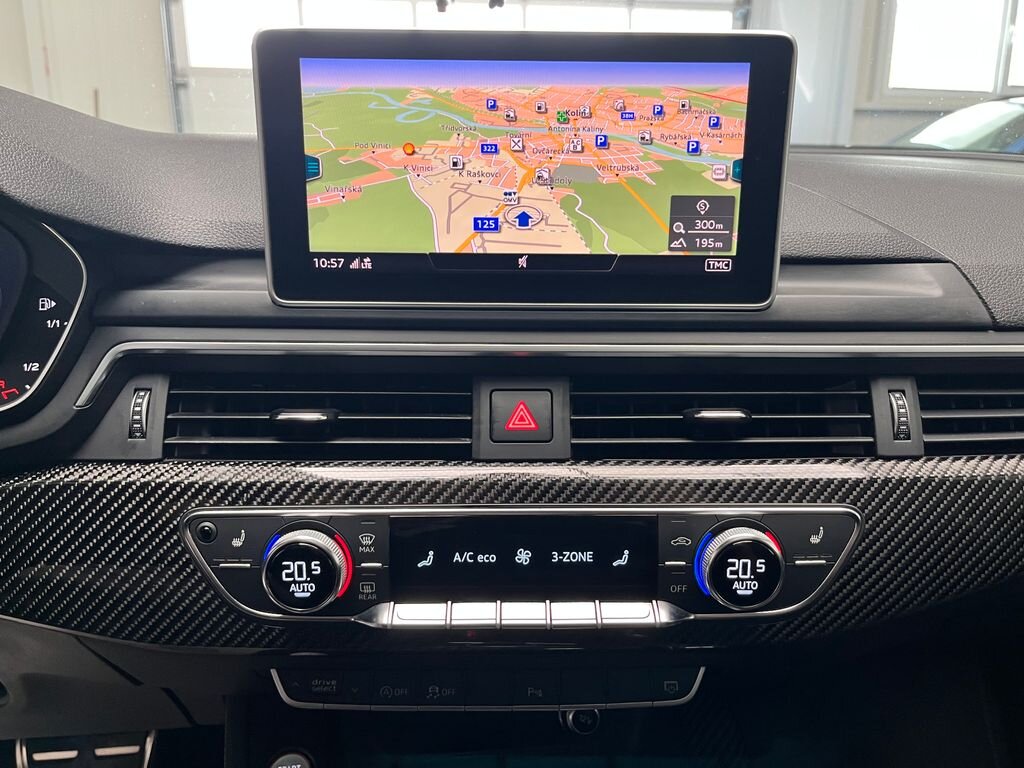 Audi RS4 Kombi 2,9 l 331 kw