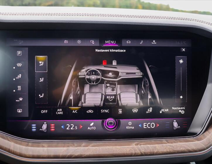 Volkswagen Touareg 29