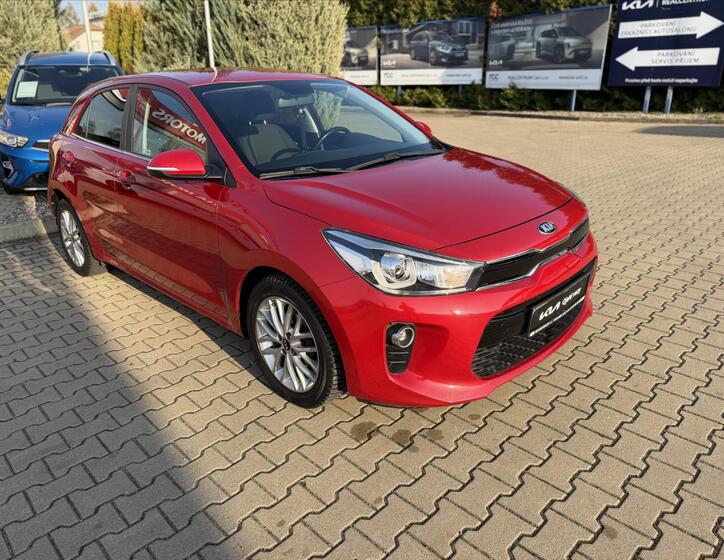 KIA Rio 9