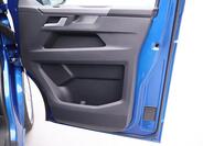 Volkswagen Multivan 13