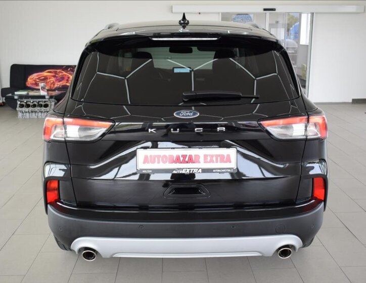 Ford Kuga SUV / Terénní 1,5 l 110 kw