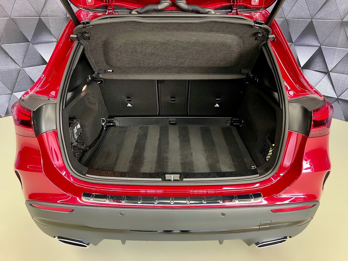 Mercedes-Benz GLA SUV 2,0 l 110 kw