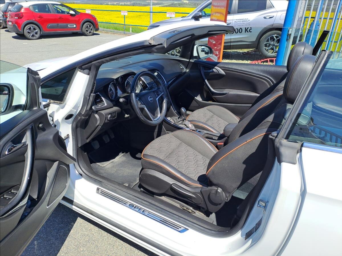 Opel Cascada Kabriolet 2,0 l 121 kw