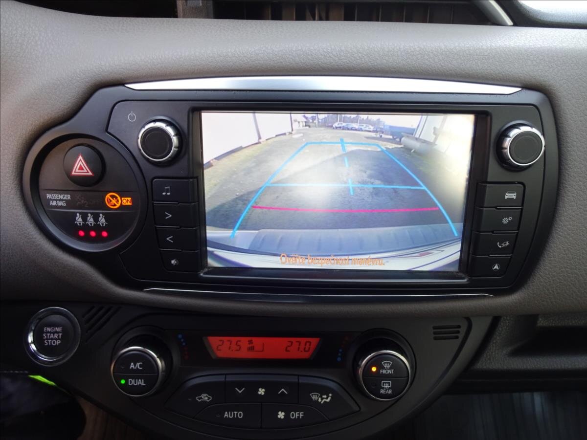 Toyota Yaris Kombi 1,3 l 73 kw