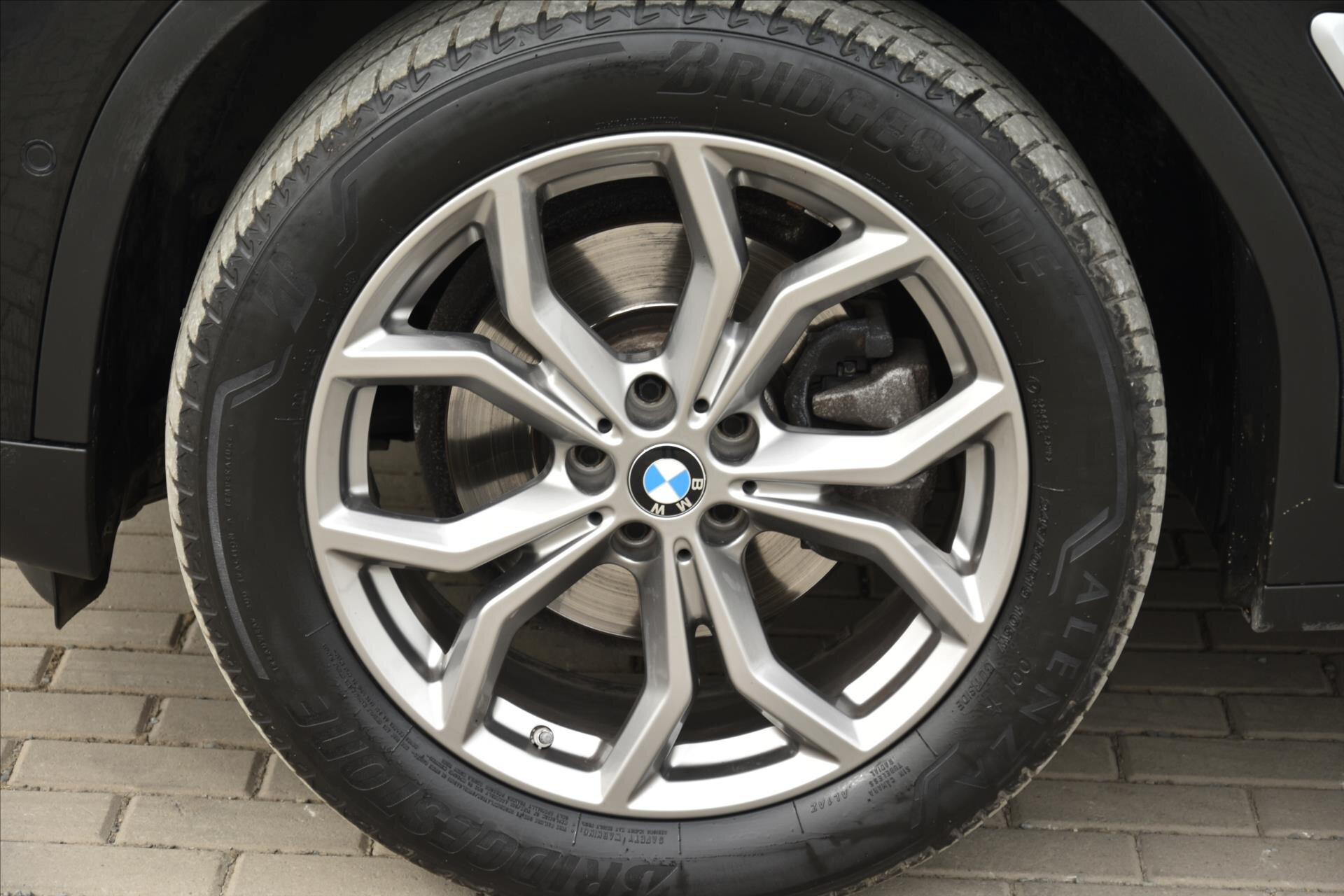 BMW X3 SUV / Terénní 2,0 l 140 kw
