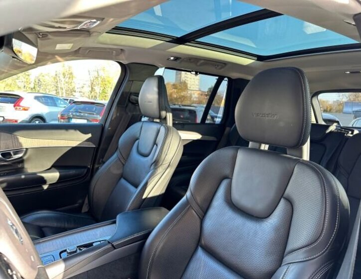 Volvo XC90 SUV 2,0 l 173 kw