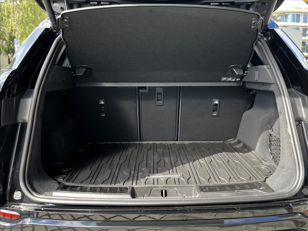 Land Rover Range Rover Evoque SUV / Terénní 1,5 l 198 kw