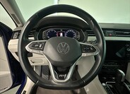 Volkswagen Passat 10