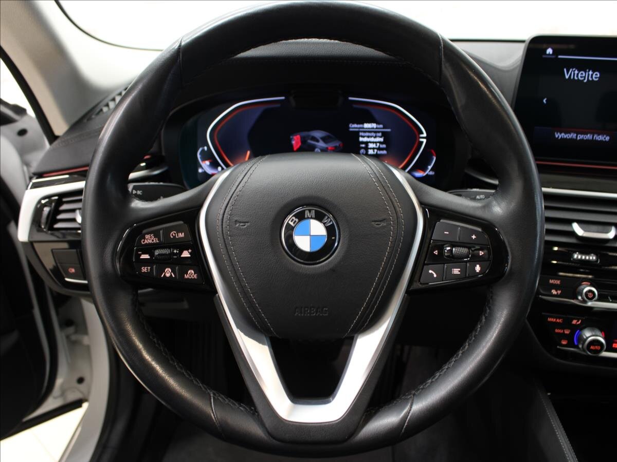 BMW Řada 5 Sedan / Limuzína 3,0 l 245 kw