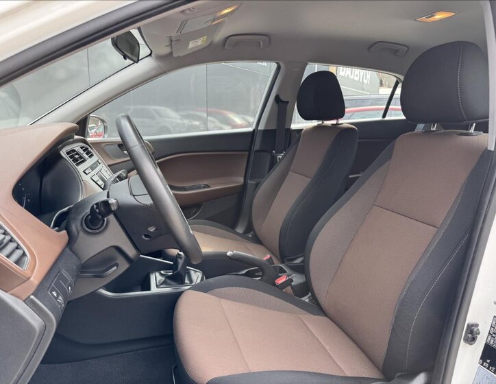 Hyundai i20 Hatchback 1,2 l 55 kw