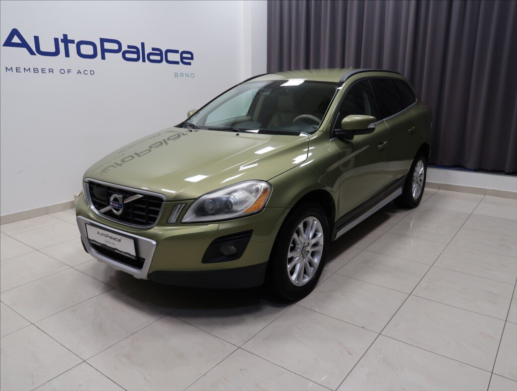 Volvo XC60 SUV / Terénní 2,4 l 120 kw
