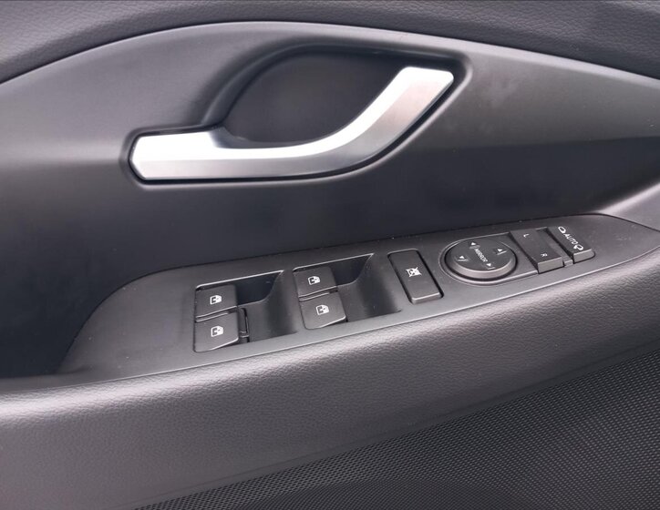 Hyundai i30 Hatchback 998,0 88 kw