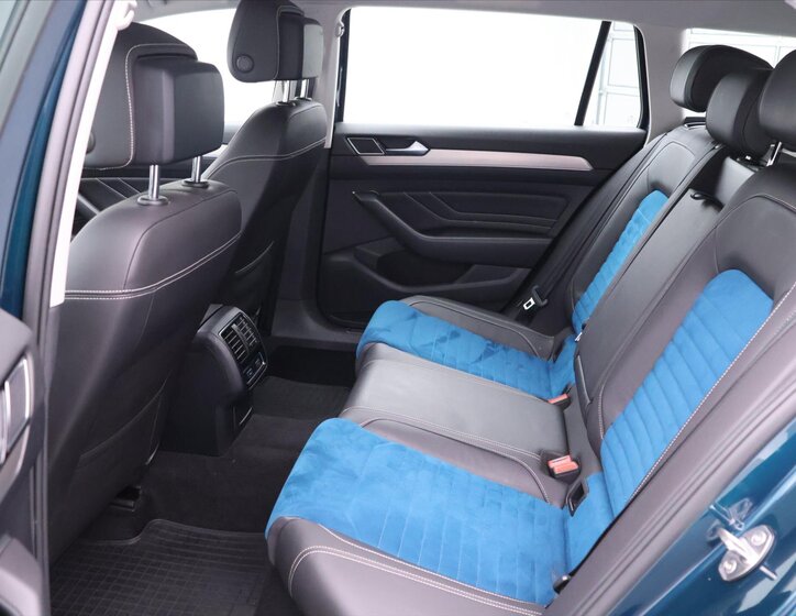 Volkswagen Passat Kombi 2,0 l 110 kw