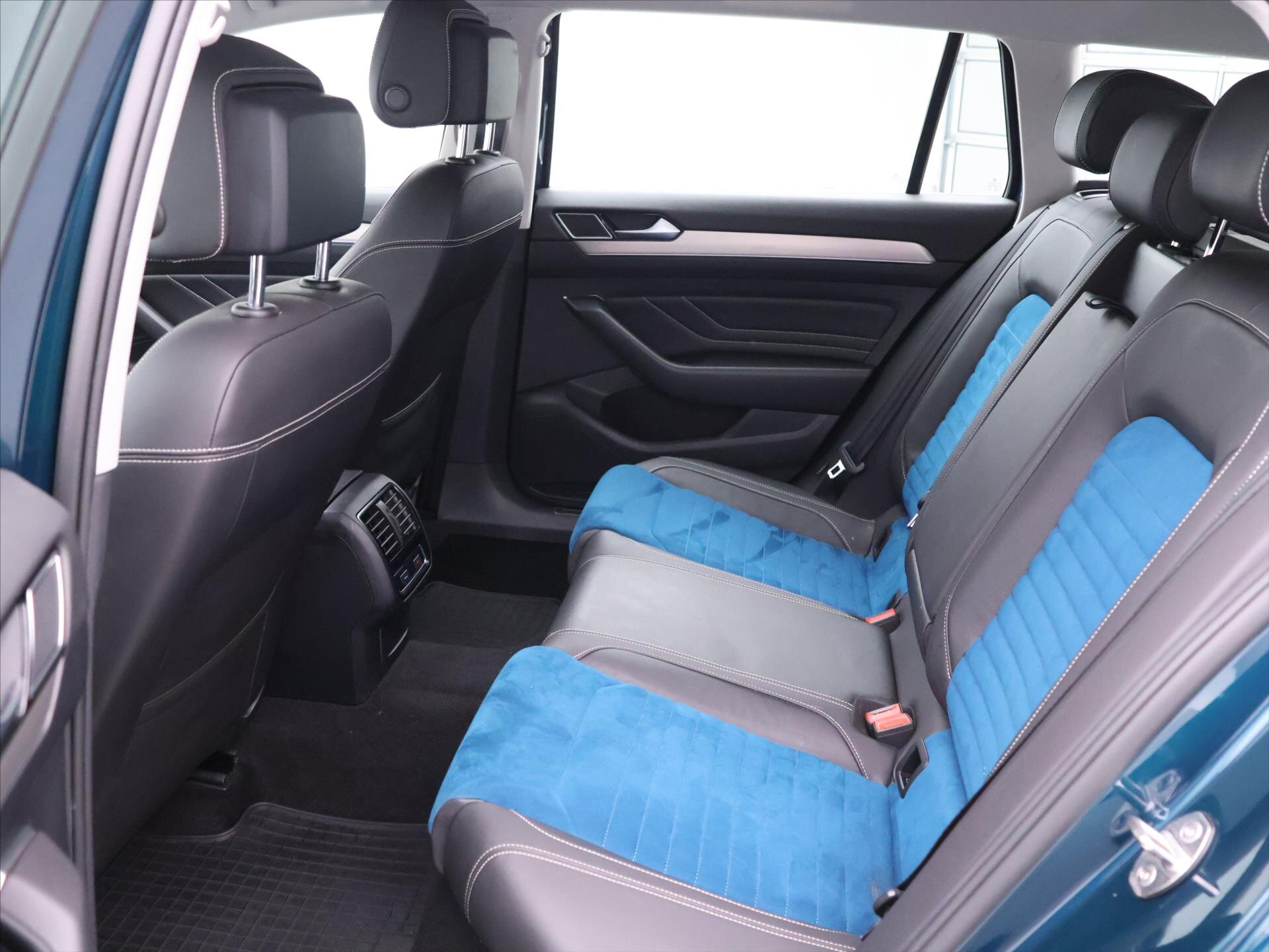 Volkswagen Passat Kombi 2,0 l 110 kw