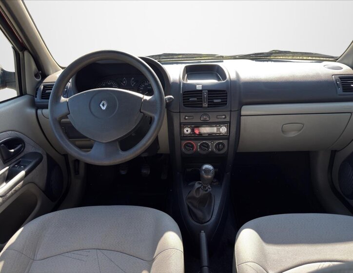 Renault Clio Hatchback 1,1 l 55 kw