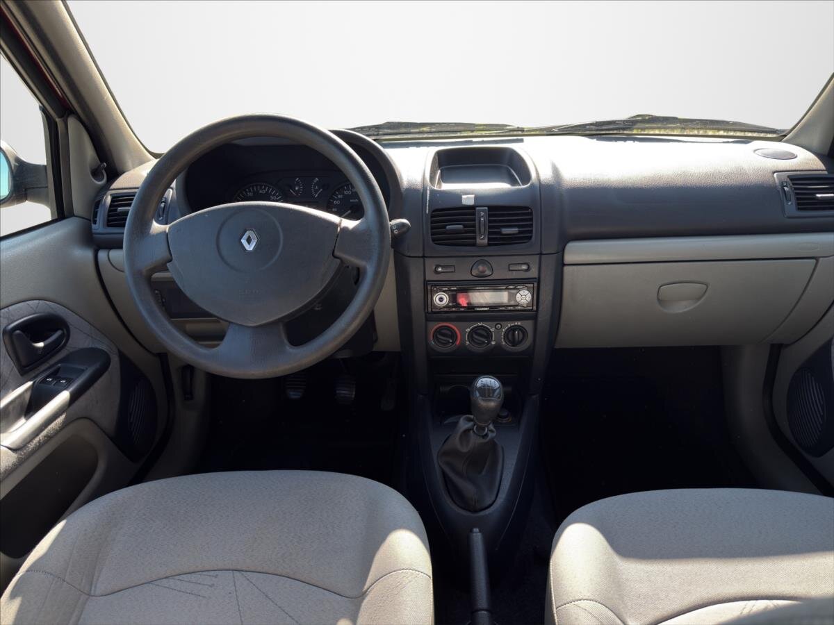 Renault Clio Hatchback 1,1 l 55 kw