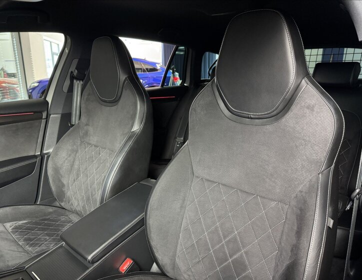 Škoda Superb Kombi 1,4 l 160 kw