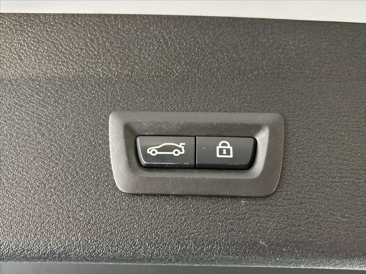 BMW X1 SUV / Terénní 2,0 l 140 kw