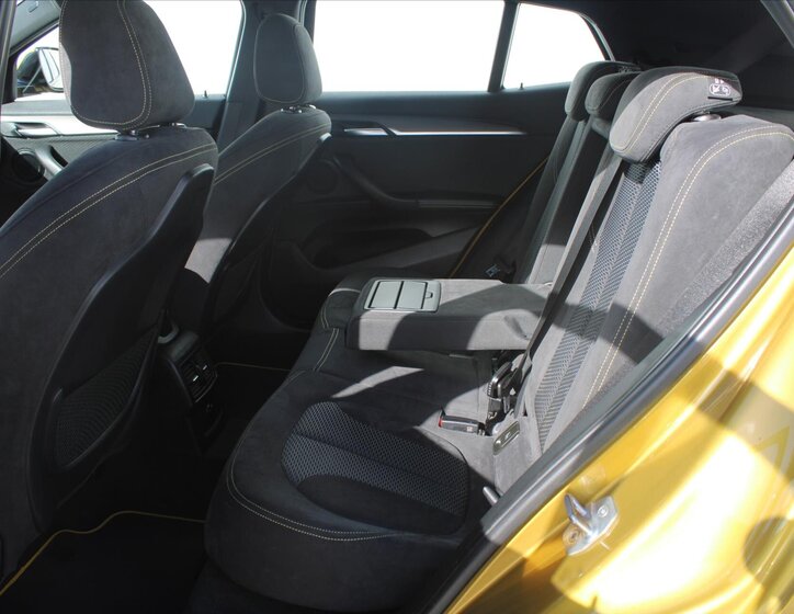 BMW X2 SUV 2,0 l 140 kw