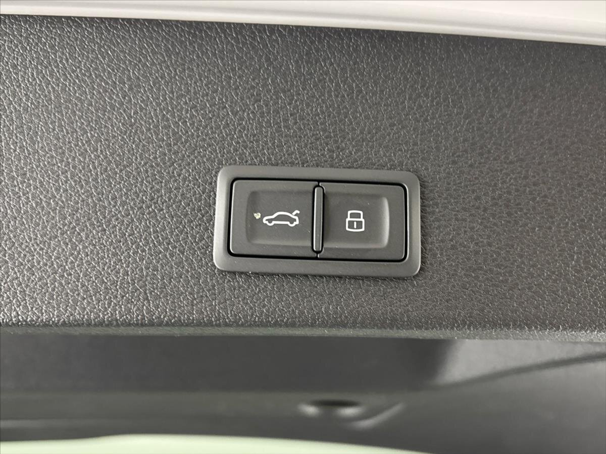 Audi Q2 SUV / Terénní 1,5 l 110 kw