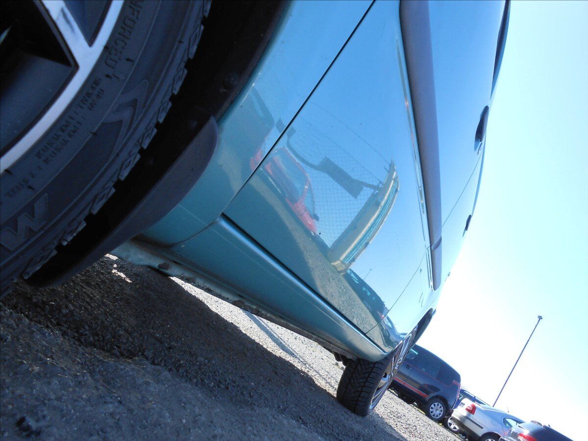 Opel Agila Hatchback 1,2 l 59 kw