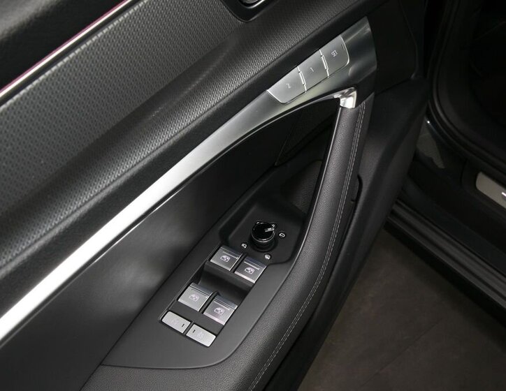 Audi A6 Allroad Kombi 3,0 l 210 kw