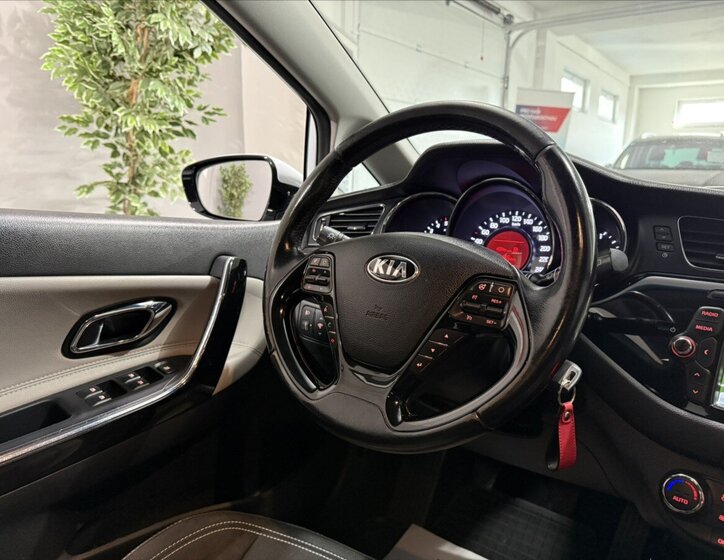 KIA Ceed Hatchback 1,6 l 94 kw