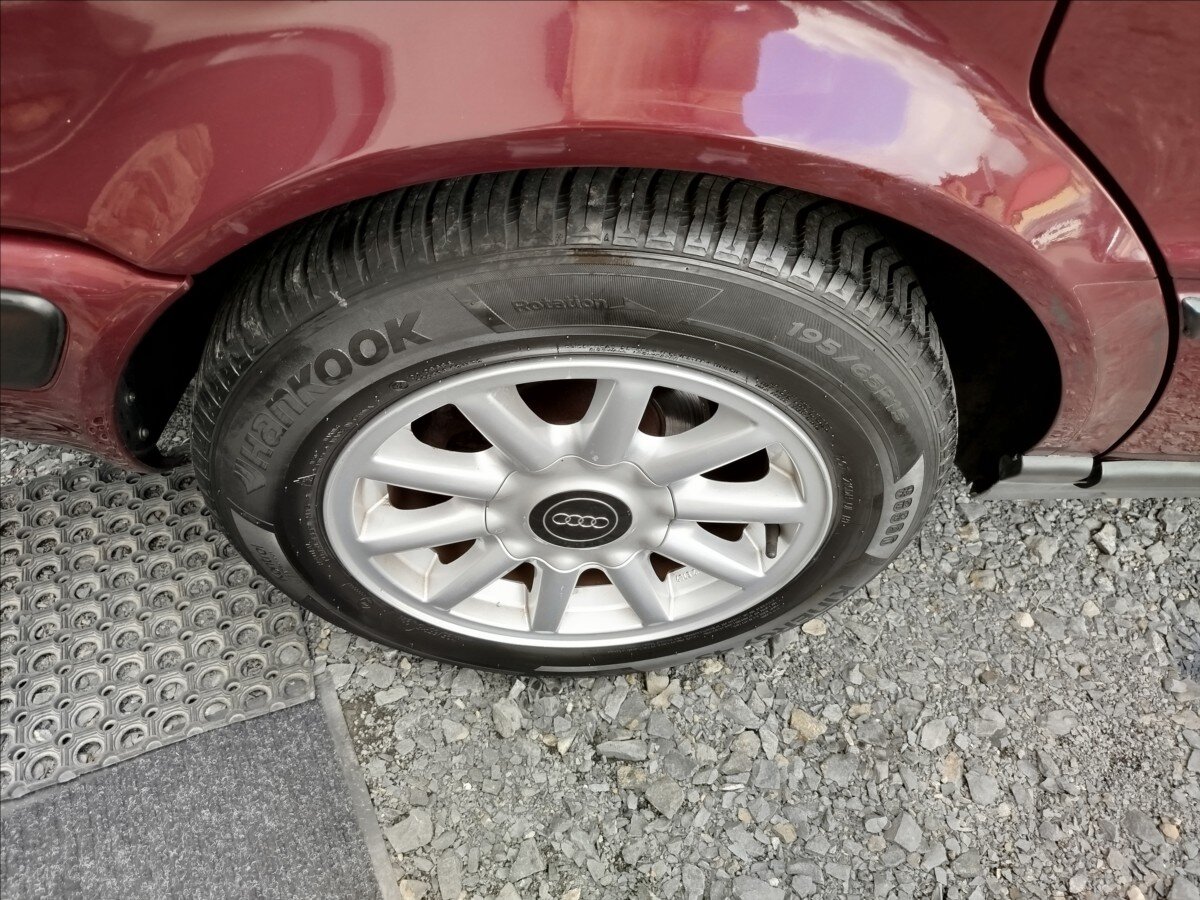 Audi 80 Sedan / Limuzína 2,0 l 66 kw