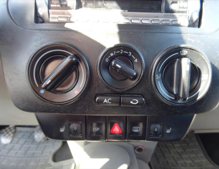 Volkswagen New Beetle 16