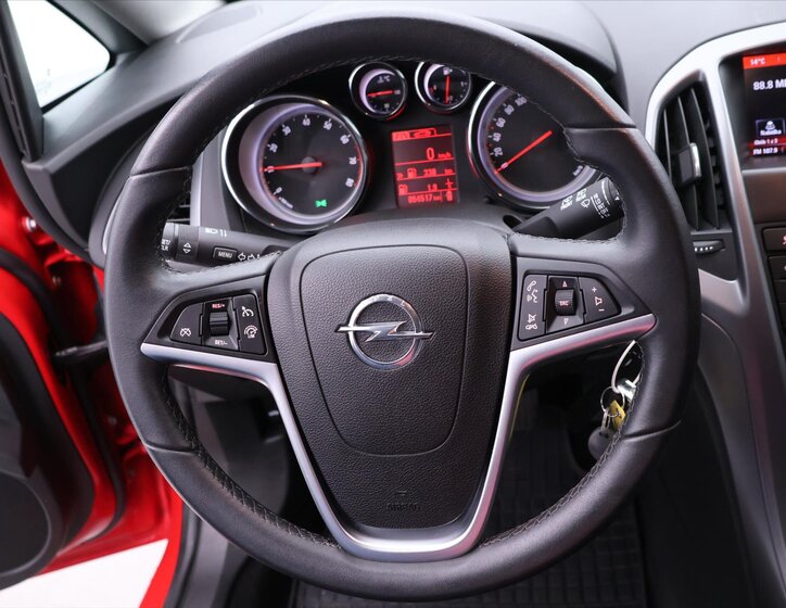 Opel Astra Hatchback 1,4 l 88 kw