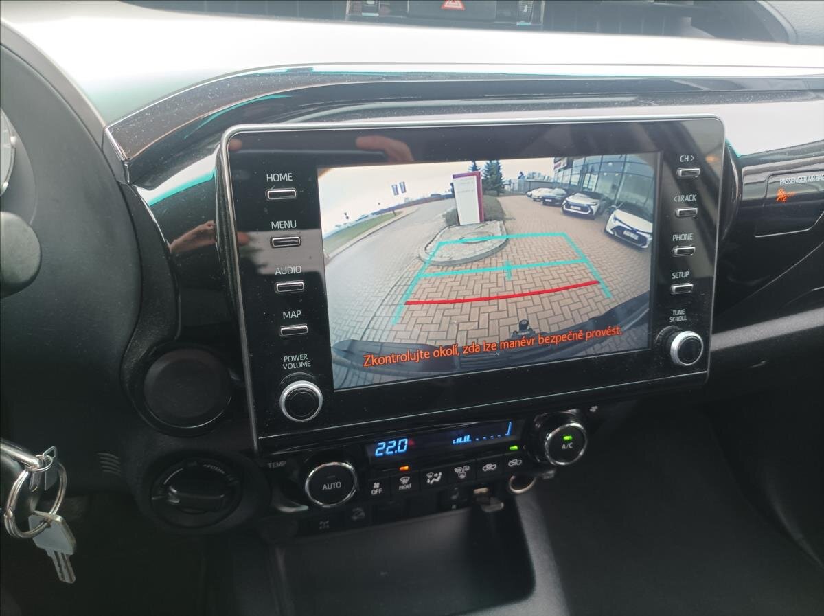 Toyota Hilux Pick-up 2,4 l 110 kw