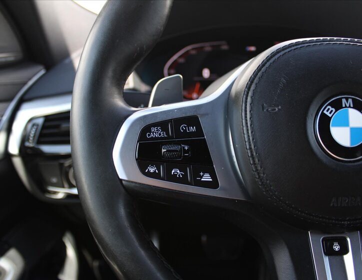 BMW Řada 6 Liftback 3,0 l 250 kw