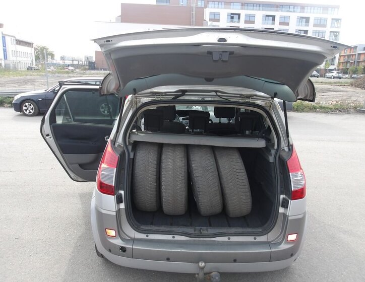 Renault Scénic Kombi 1,5 l 76 kw