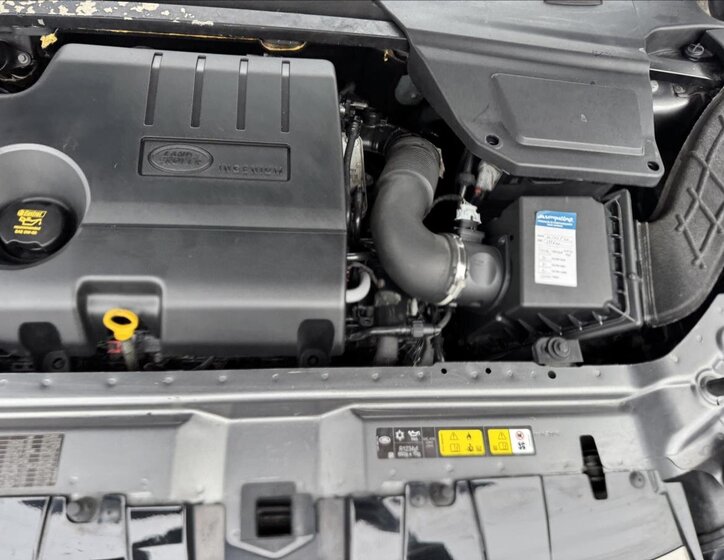 Land Rover Discovery Sport SUV 2,0 l 110 kw