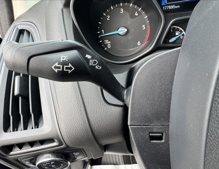 Ford Focus Hatchback 1,5 l 77 kw