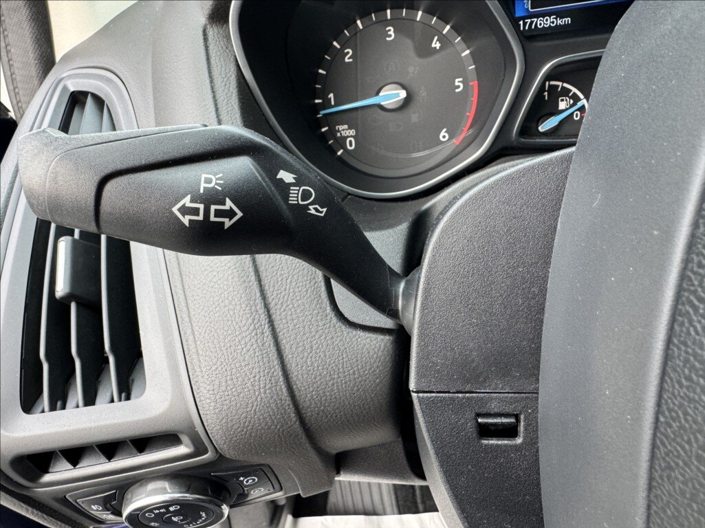 Ford Focus Hatchback 1,5 l 77 kw