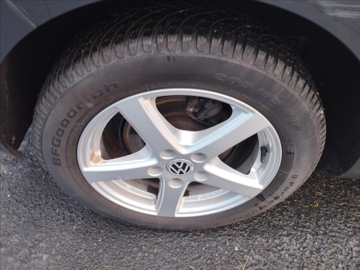 Volkswagen Golf Hatchback 1,2 l 63 kw