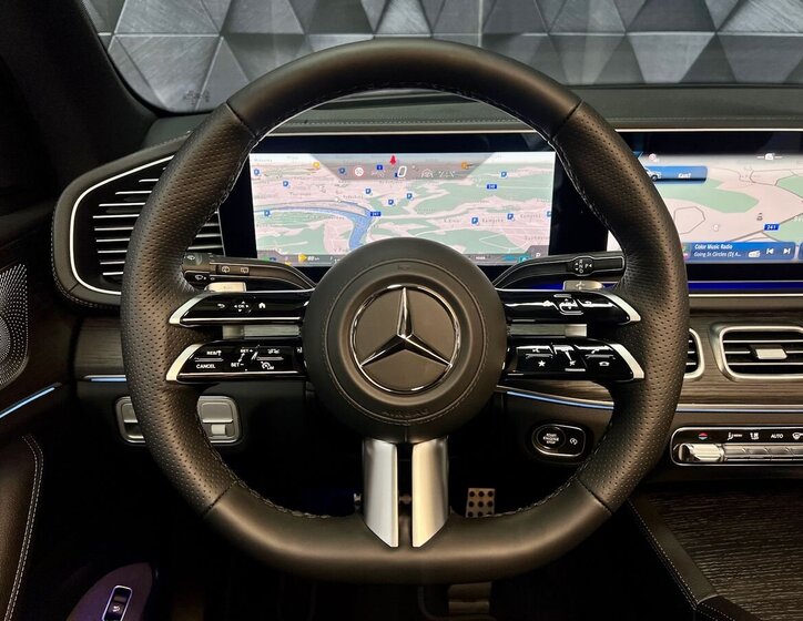 Mercedes-Benz GLS SUV 3,0 l 270 kw