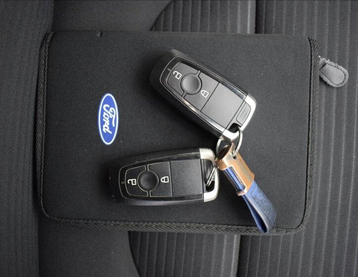 Ford Kuga SUV 1,5 l 110 kw