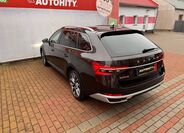 Škoda Superb 9