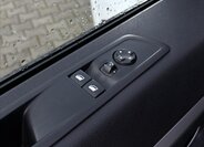 Peugeot Traveller 25