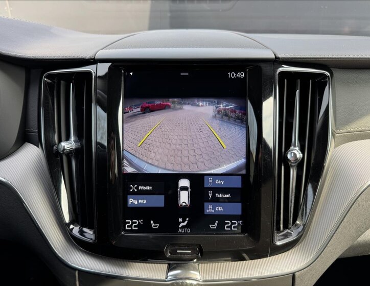 Volvo XC60 SUV / Terénní 2,0 l 173 kw