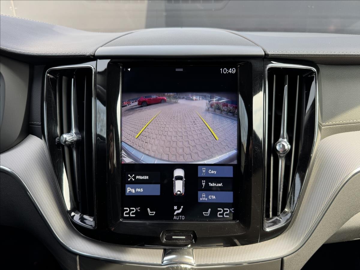 Volvo XC60 SUV / Terénní 2,0 l 173 kw