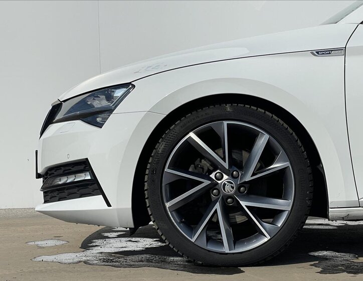 Škoda Superb Liftback 2,0 l 147 kw