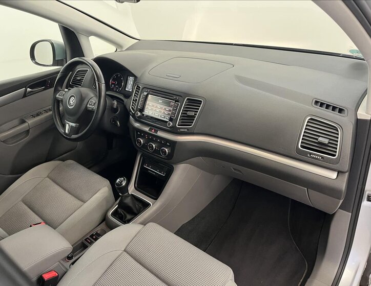 Volkswagen Sharan MPV 2,0 l 130 kw