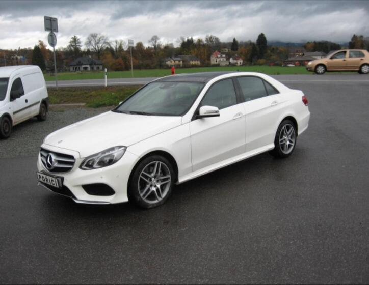Mercedes-Benz Třídy E 2
