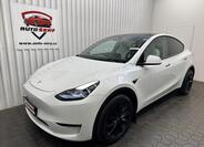 Tesla Model Y 2