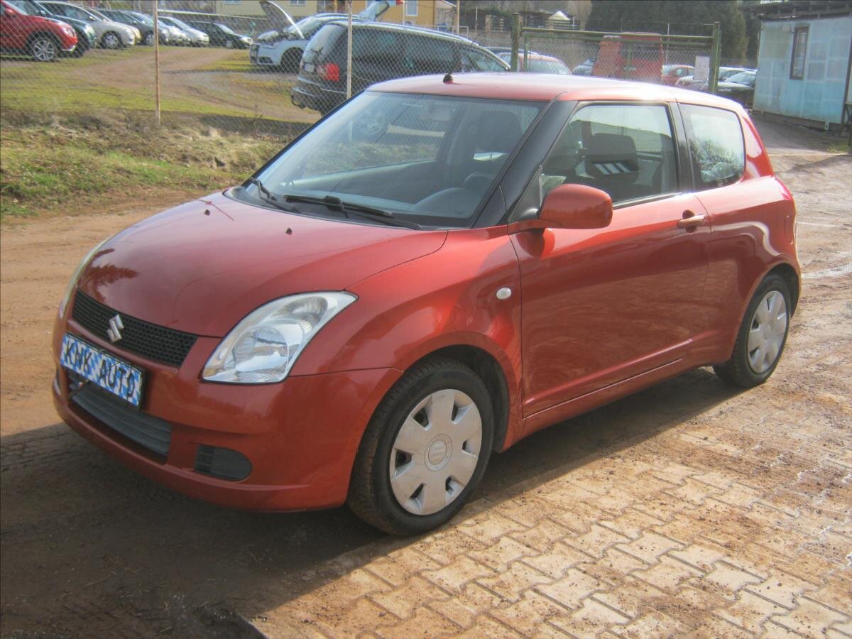 Suzuki Swift Hatchback 1,3 l 67 kw